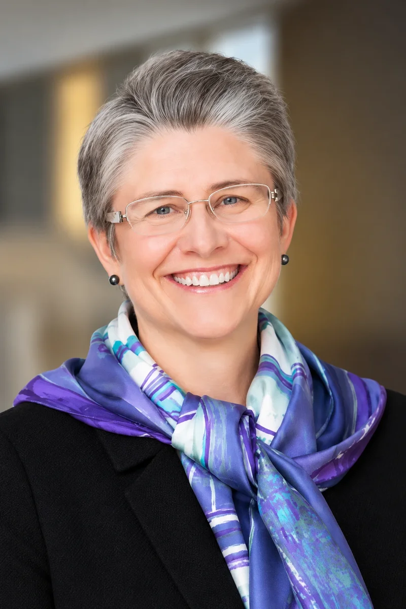 Dr Susan Nicholson, MD/FIDSA